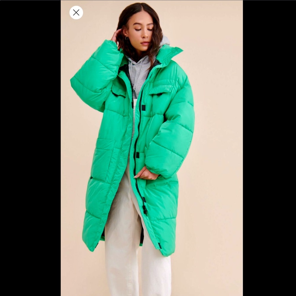 Green long line puffer
